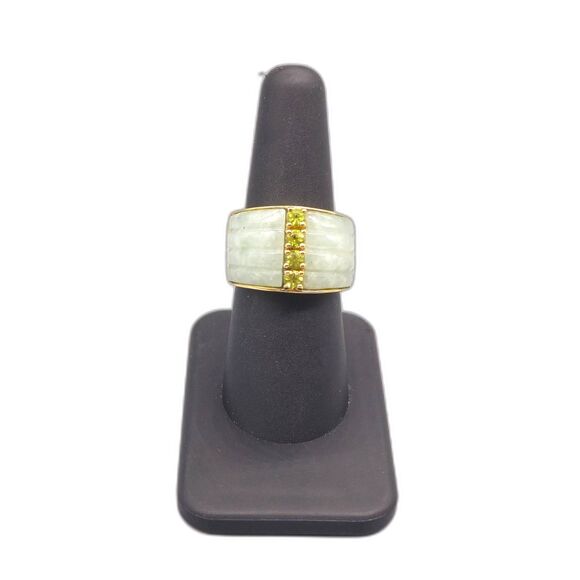 10KT YELLOW GOLD 7.60G JADE & PERIDOT SIZE 7 RING (153095-27)